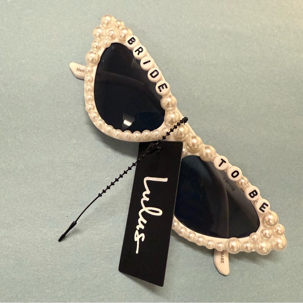 Lulus Lovebird Aesthetic White Pearl Cat-Eye Sunglasses - Picture 3 of 4
